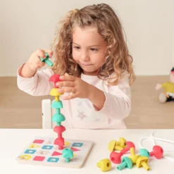 Activity pinchos formas colores eco