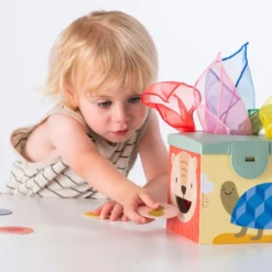Caja mágica con actividades