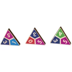 Dominó triangular en caja de metal