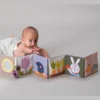 Libro tela doble cara escondite en el jardín