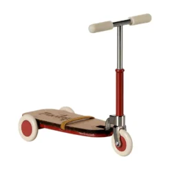 Patinete rojo para ratones Maileg