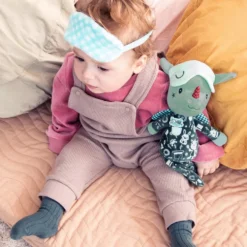 Peluche dragón Joe brilla en la oscuridad