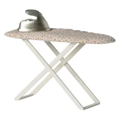 Set plancha y tabla de planchar ratoncitos Maileg